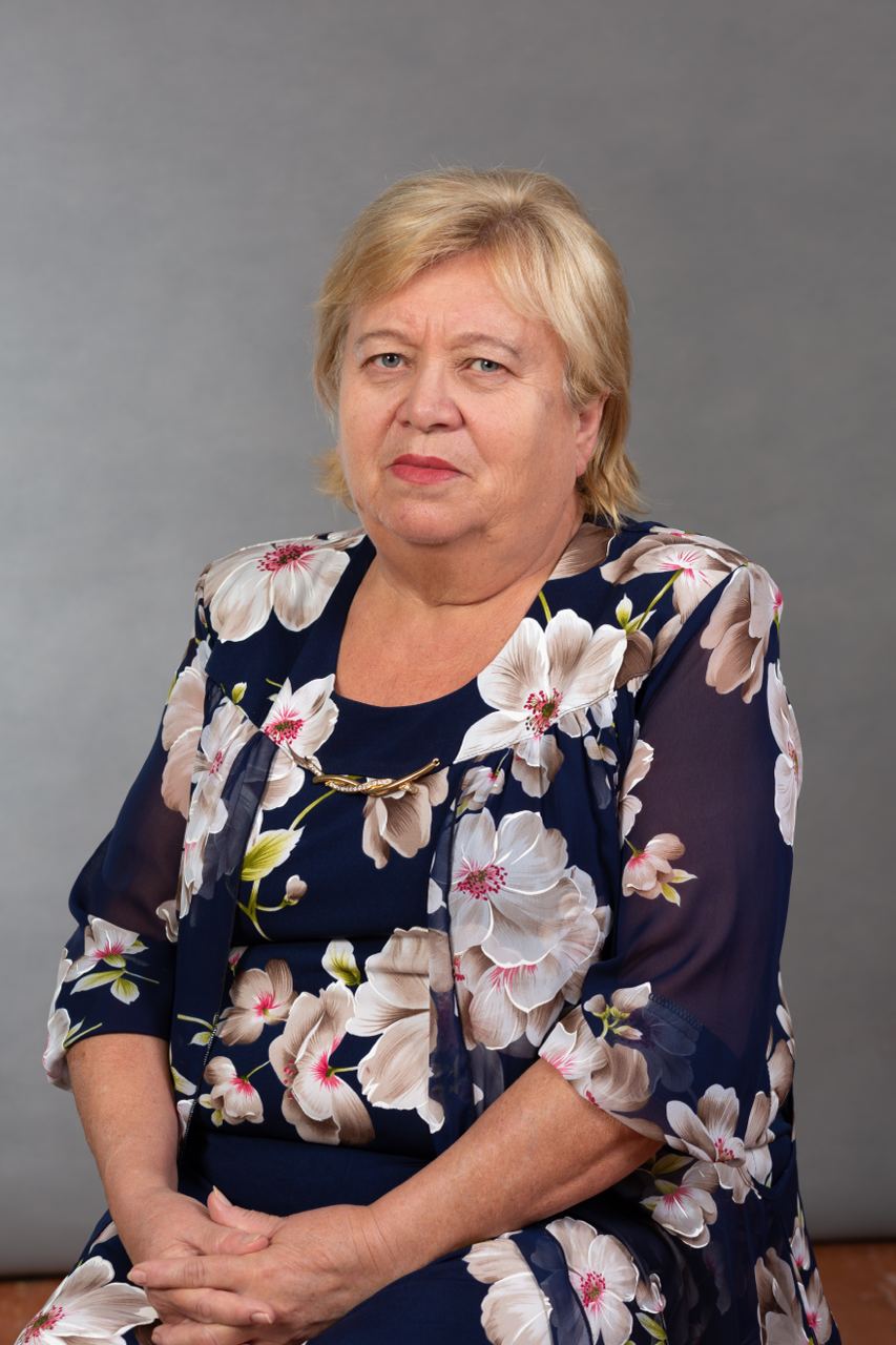 Стурова Евгения Ивановна.